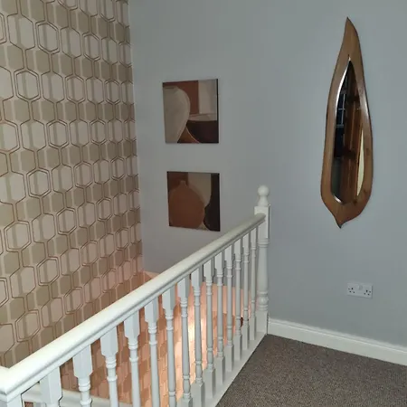 Pebble Dash House Holiday home *